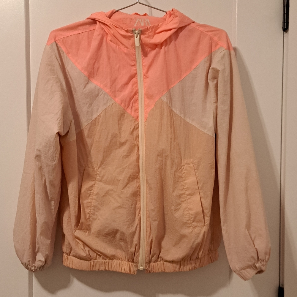 Girl's Zara peach,pink,and beige windbreaker/rain jacket